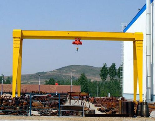 customized-industrial-gantry-crane-from huada