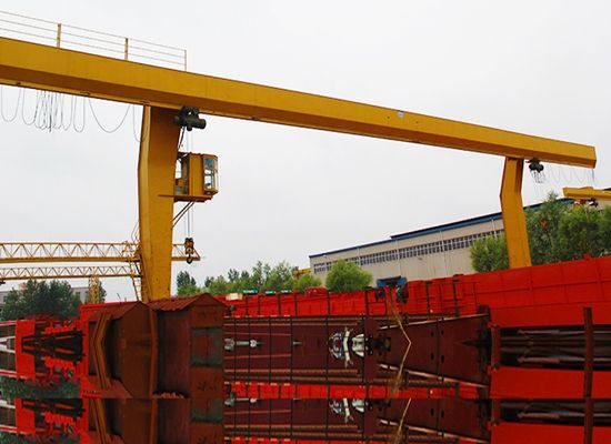 electric single girder gantry crane maunfacturer-huadacrane