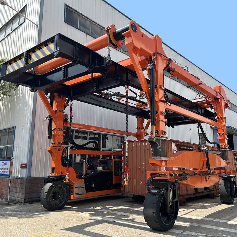 hydraulic straddle carrier manufacturer for lifting-huadacrane