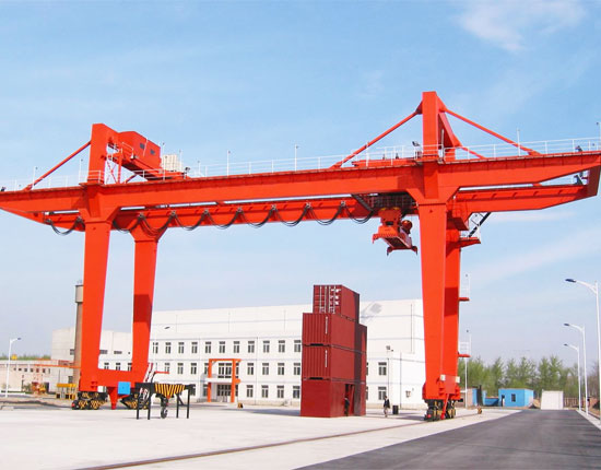 rail gantry crane double girder from China-Huadcrane