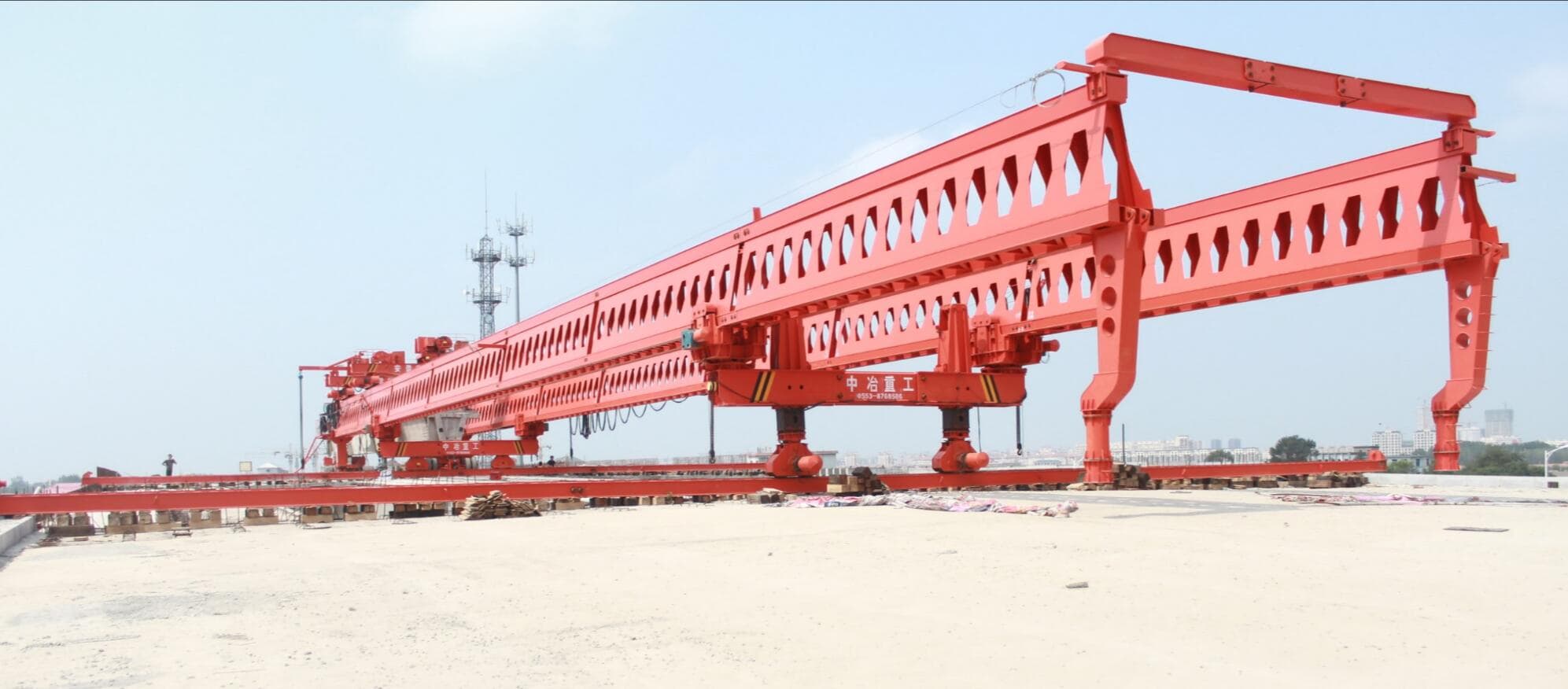 reliable bridge girder machine for sale-Huada lifting solution