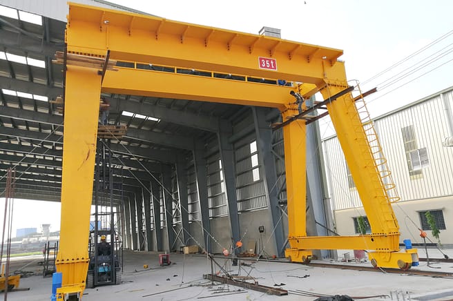 Rubber-Tire-Gantry-Crane-factory price