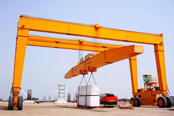 rubber-tyred-gantry-crane-price-for-sale-huada crane